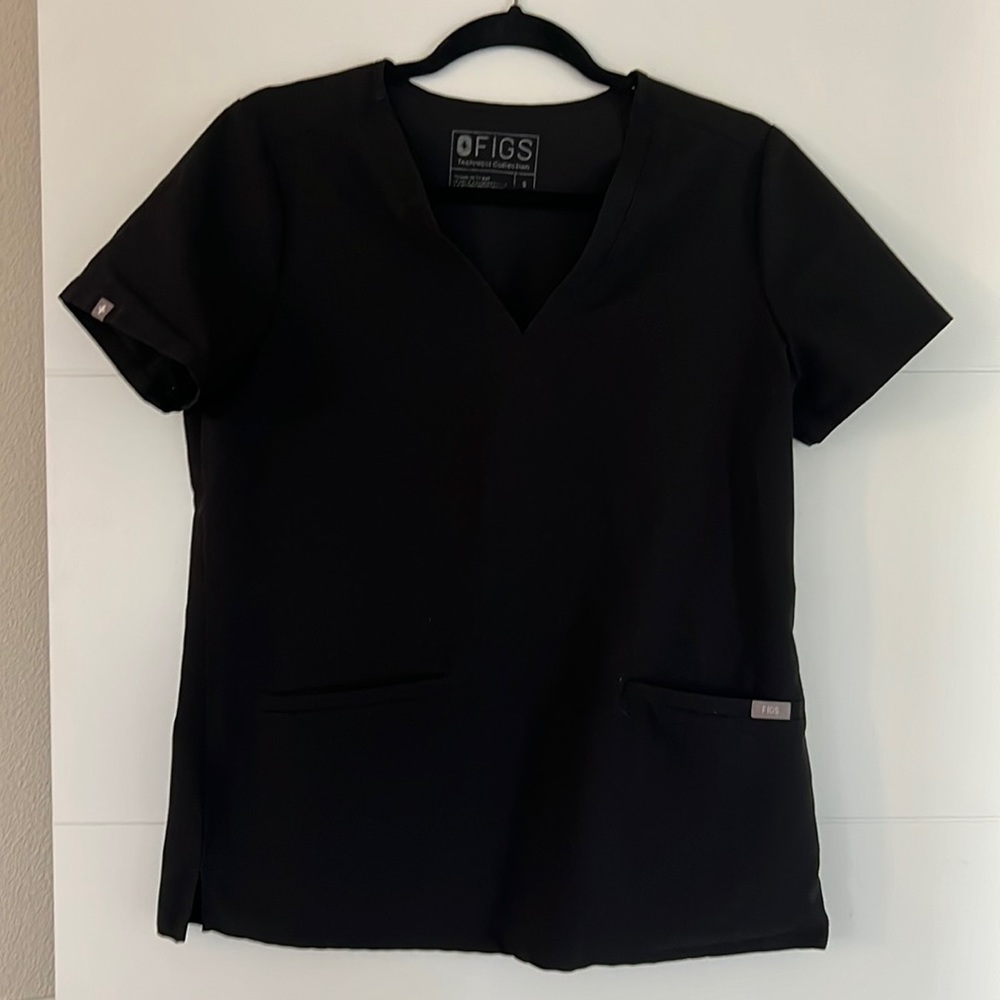 Figs Black Scrub top size small two pockets
